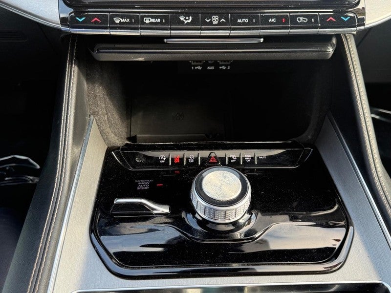 2024 Jeep Wagoneer Series II Carbide 4x4