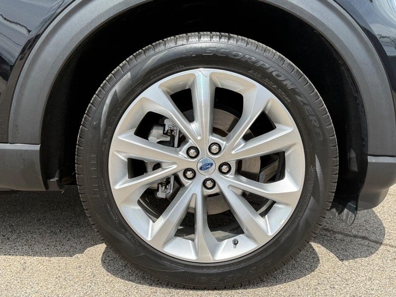 2023 Ford Explorer Platinum 4WD