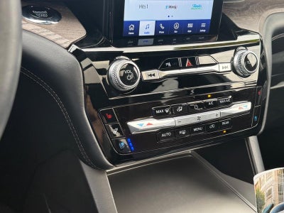 2023 Ford Explorer Platinum 4WD