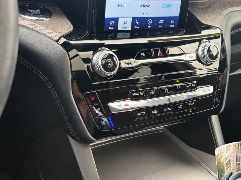 2023 Ford Explorer Platinum 4WD