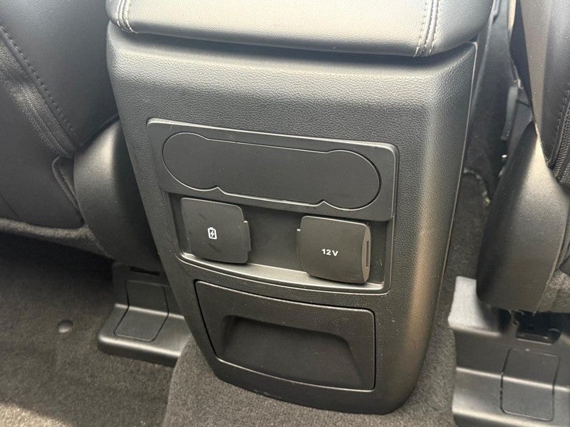 2023 Ford Explorer XLT 4WD