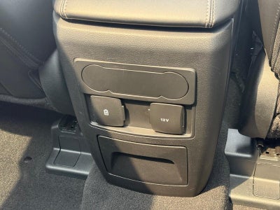 2023 Ford Explorer XLT 4WD