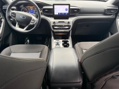 2023 Ford Explorer XLT 4WD