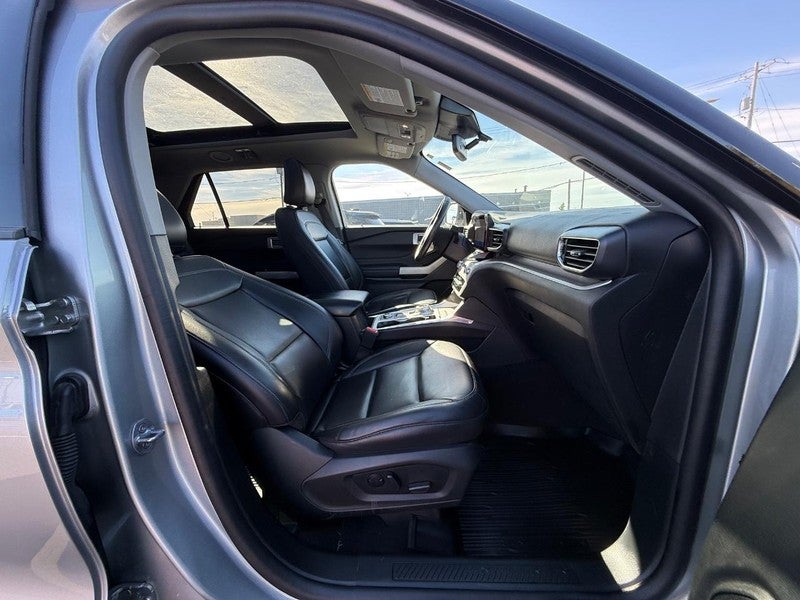 2023 Ford Explorer XLT 4WD