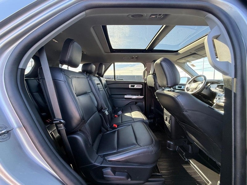 2023 Ford Explorer XLT 4WD