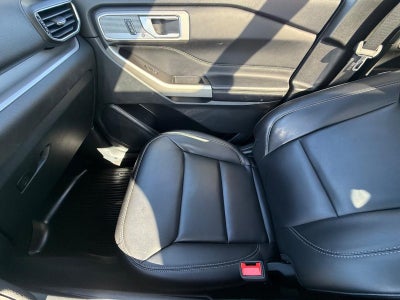 2023 Ford Explorer XLT 4WD