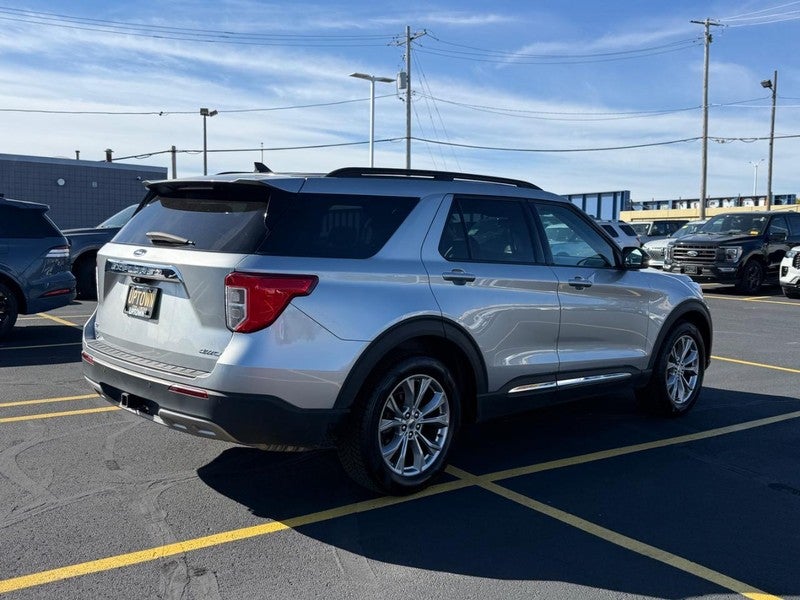 2023 Ford Explorer XLT 4WD