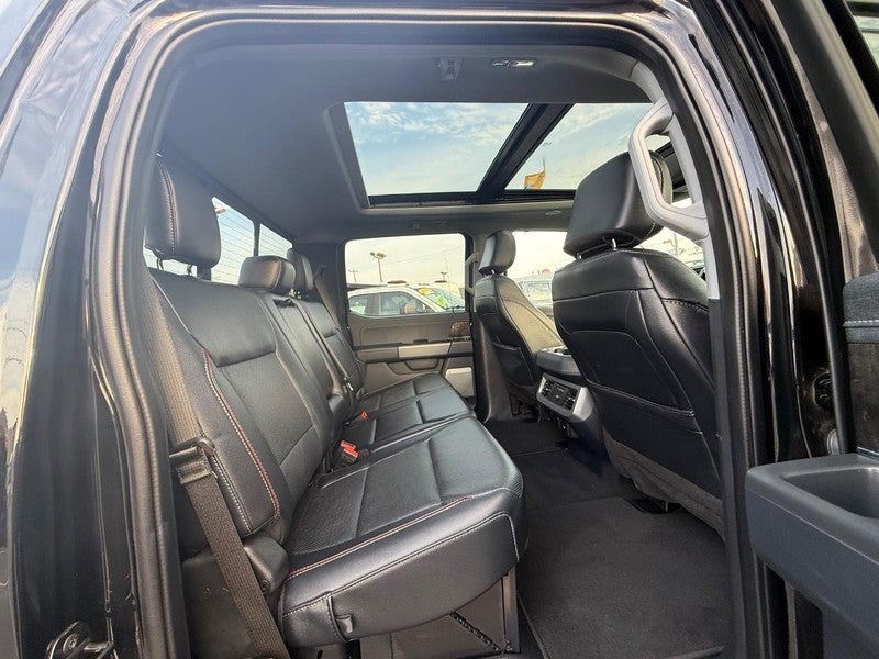2023 Ford Super Duty F-250 SRW LARIAT 4WD Crew Cab 6.75' Box