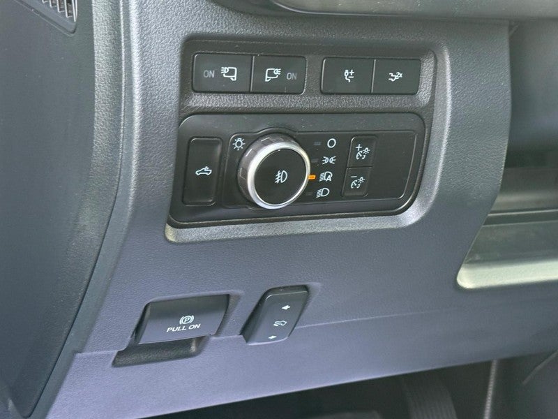 2023 Ford Super Duty F-250 SRW LARIAT 4WD Crew Cab 6.75' Box