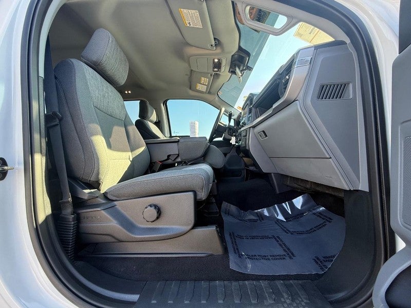 2023 Ford F-150 XL 4WD SuperCrew 5.5' Box