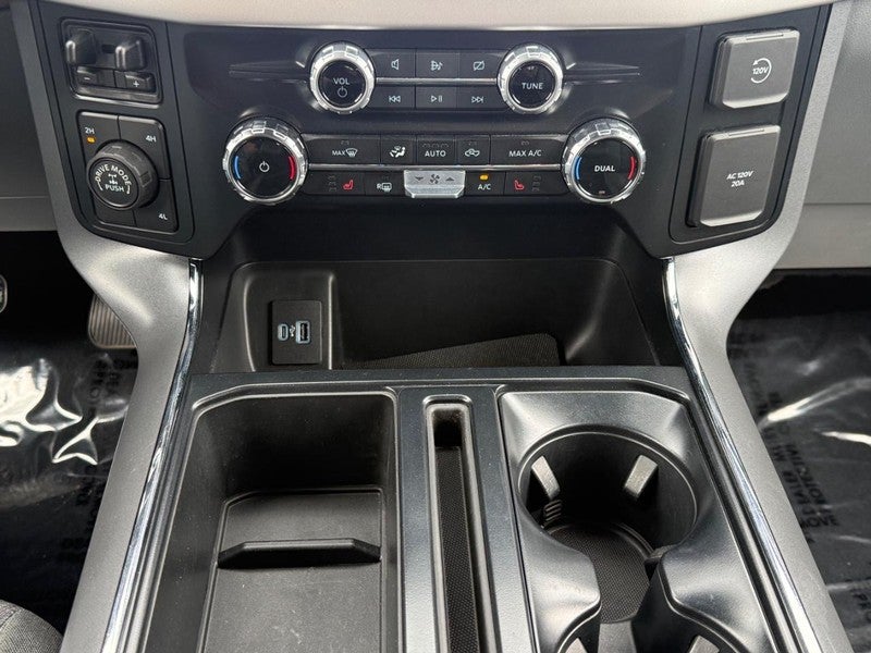 2023 Ford F-150 XLT 4WD SuperCrew 5.5' Box