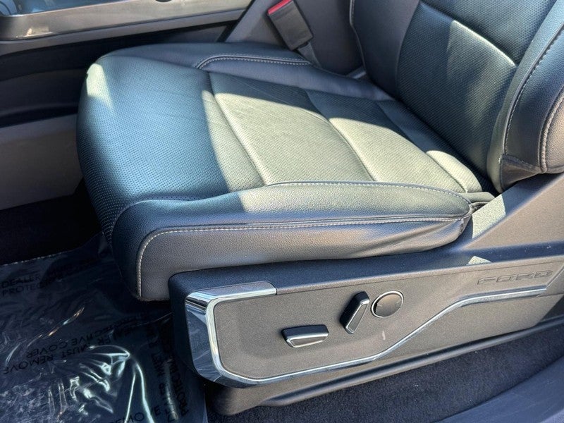 2023 Ford F-150 LARIAT 4WD SuperCrew 5.5' Box