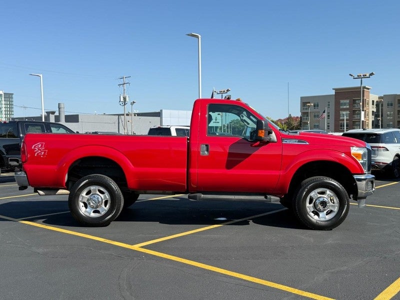 2015 Ford Super Duty F-350 SRW 4WD Reg Cab 137" XL