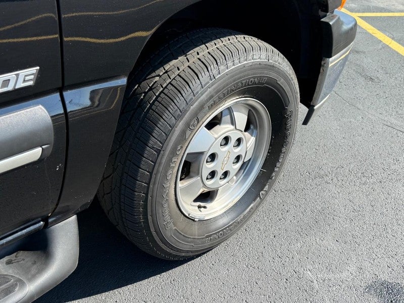 2003 Chevrolet Tahoe 4dr 1500 4WD LT