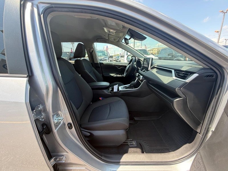 2023 Toyota RAV4 LE AWD (Natl)