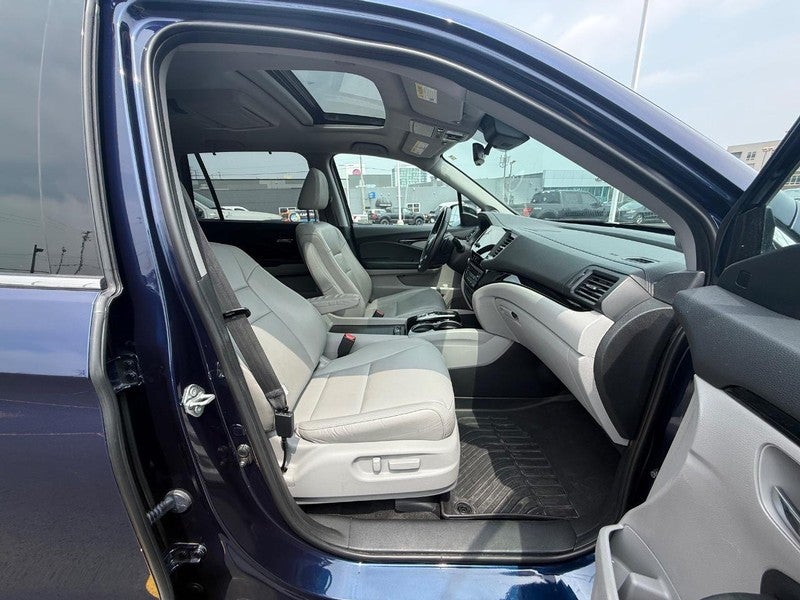 2019 Honda Pilot Touring 8-Passenger AWD