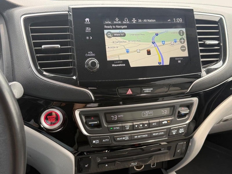 2019 Honda Pilot Touring 8-Passenger AWD