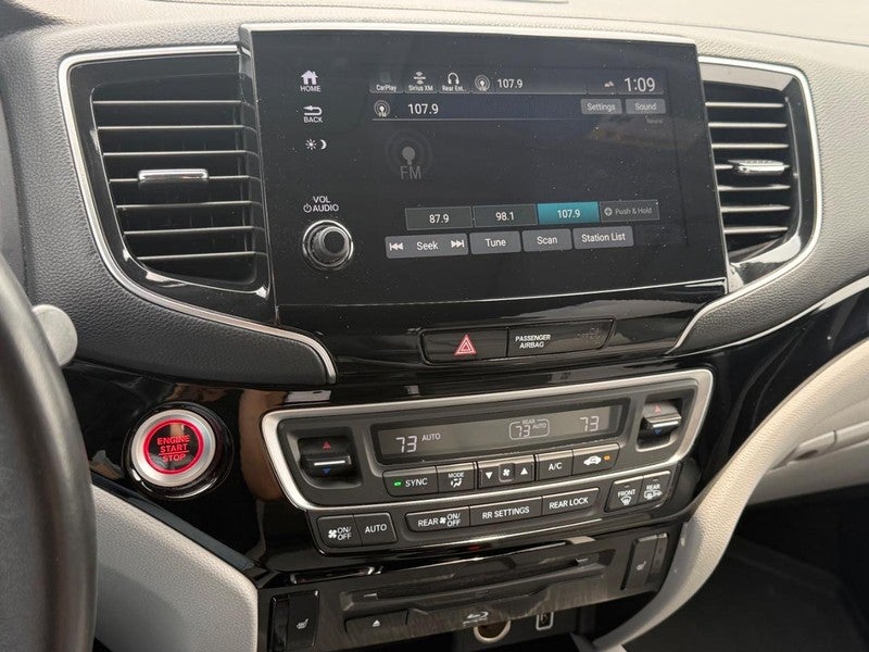 2019 Honda Pilot Touring 8-Passenger AWD