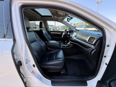2016 Toyota Highlander AWD 4dr V6 XLE (Natl)