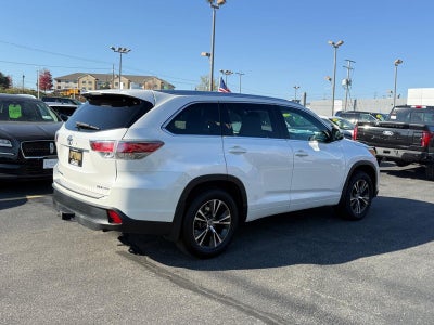 2016 Toyota Highlander AWD 4dr V6 XLE (Natl)
