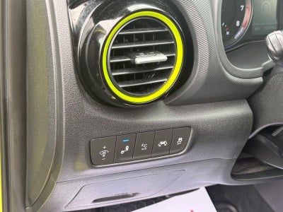 2018 Hyundai Kona Ultimate 1.6T DCT AWD w/Lime Accent