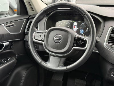 2020 Volvo XC90 T6 AWD Momentum 6 Passenger
