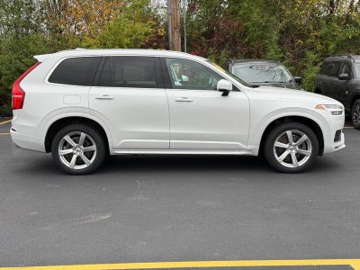 2020 Volvo XC90 T6 AWD Momentum 6 Passenger