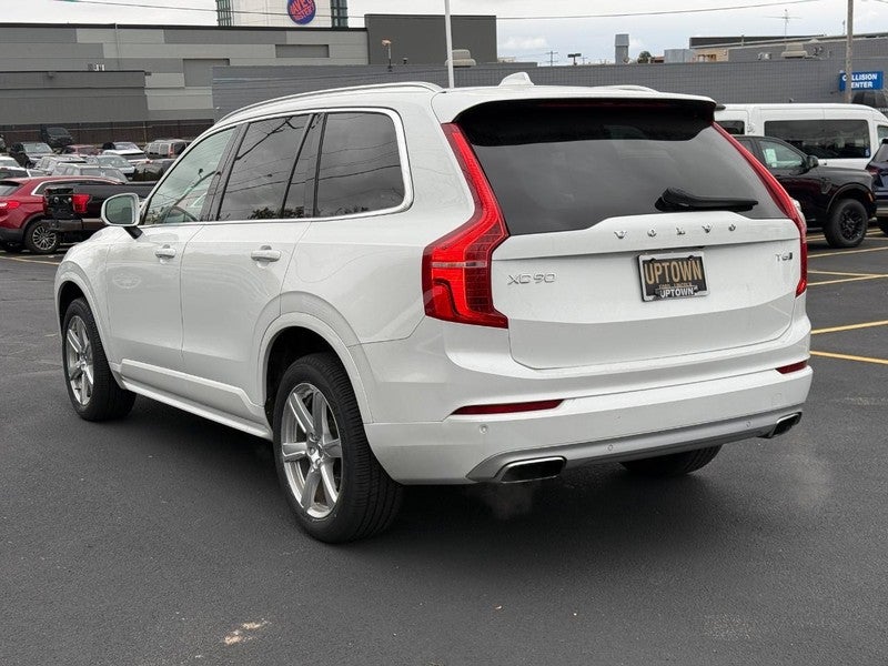 2020 Volvo XC90 T6 AWD Momentum 6 Passenger