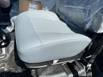 2027 Ford F-650-750 F-750 SD Gas Straight Frame