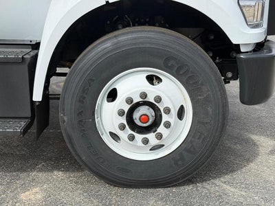 2027 Ford F-650-750 F-750 SD Gas Straight Frame