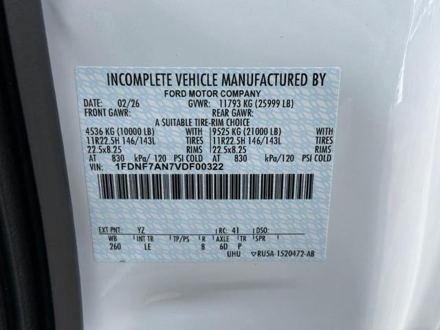 2027 Ford F-650-750 F-750 SD Gas Straight Frame