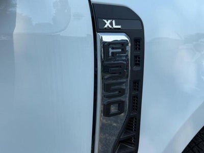 2026 Ford Chassis Cab F-350® XL