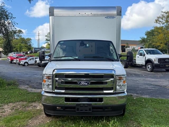 2027 Ford Econoline Cutaway E-350 SRW