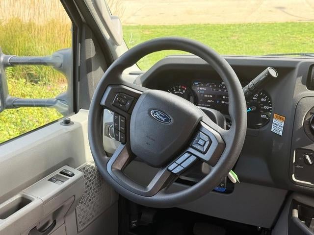 2027 Ford Econoline Cutaway E-350 SRW