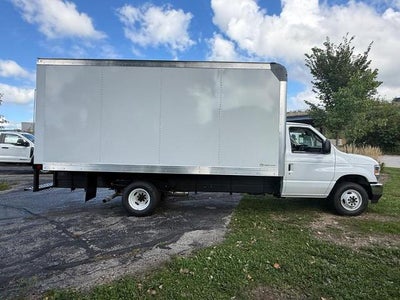 2027 Ford Econoline Cutaway E-350 SRW