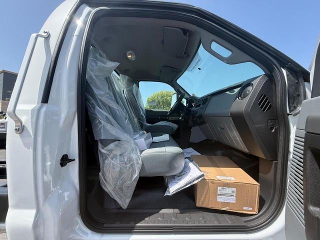 2027 Ford F-650-750 F-750 SD Diesel Straight Frame