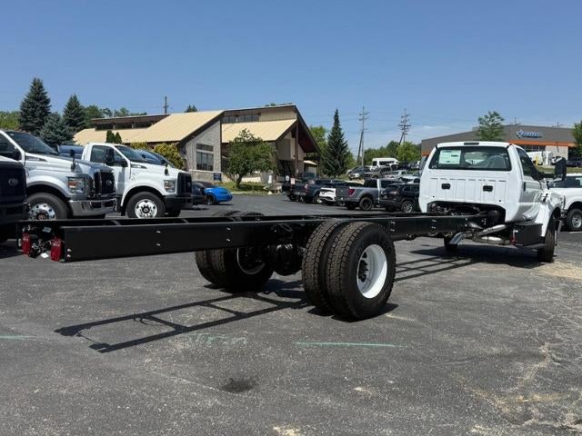 2027 Ford F-650-750 F-750 SD Diesel Straight Frame