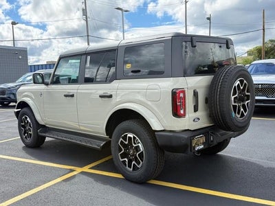 2026 Ford Bronco Outer Banks®