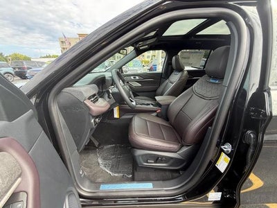 2027 Ford Explorer Platinum™