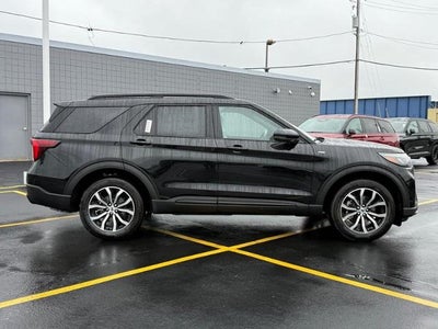 2027 Ford Explorer ST-Line