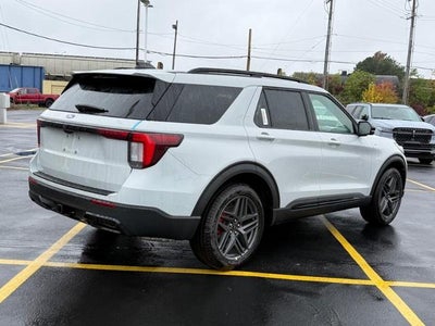 2027 Ford Explorer ST-Line