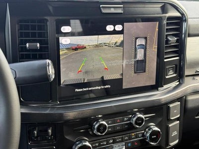 2027 Ford Super Duty F-350® Lariat®