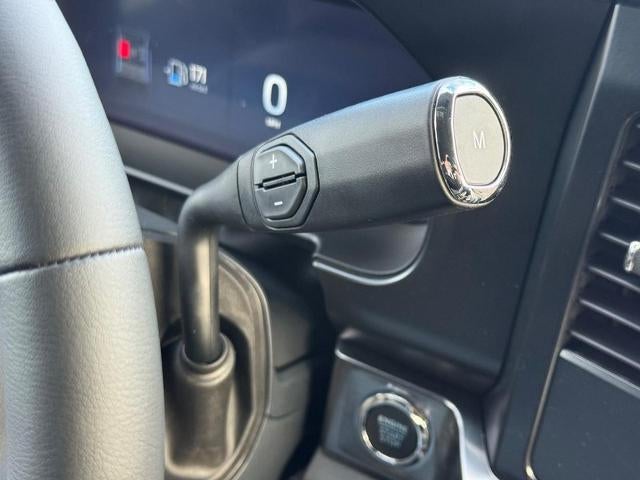 2027 Ford Super Duty F-350® Lariat®